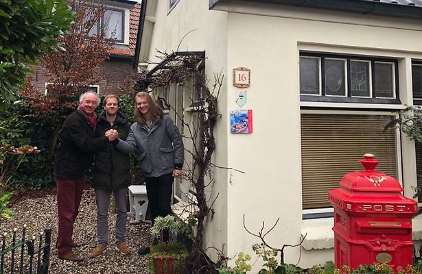 De TV van gisteren: Herhaling Doe alsof je thuis bent scoort pannen van